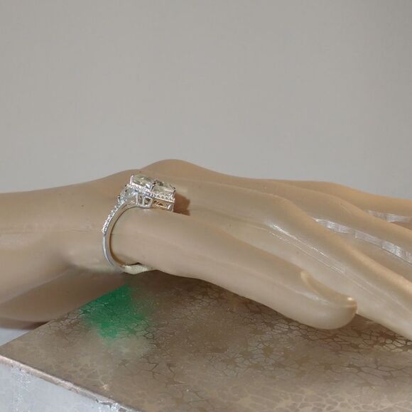 Green Amethyst Ring 3.3 Carats tw Size 6-1/4 - Picture 7 of 7